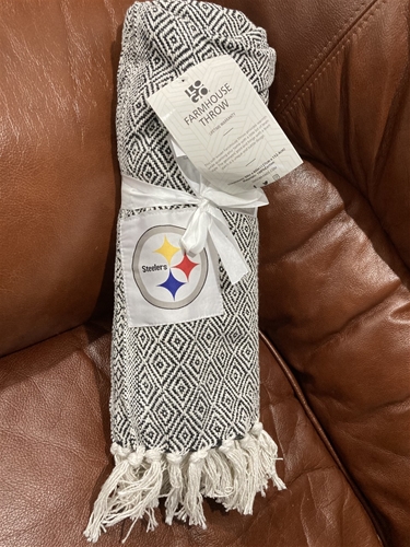 Pittsburgh STEELERS NFL 50'' x 60'' Farmhouse Throw Blanket *NEW* - 6ct Case