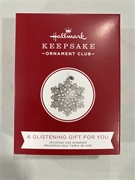 2020 Hallmark A Glistening Gift for You Snowflake Member Exclusive Keepsake Ornament *NEW*