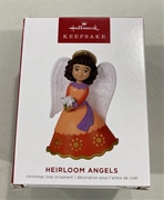 2022 Hallmark Heirloom Angels 7th in a Series Keepsake Ornament 