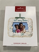 2022 Hallmark Sunshiny Smiles Keepsake Ornament *SALE*