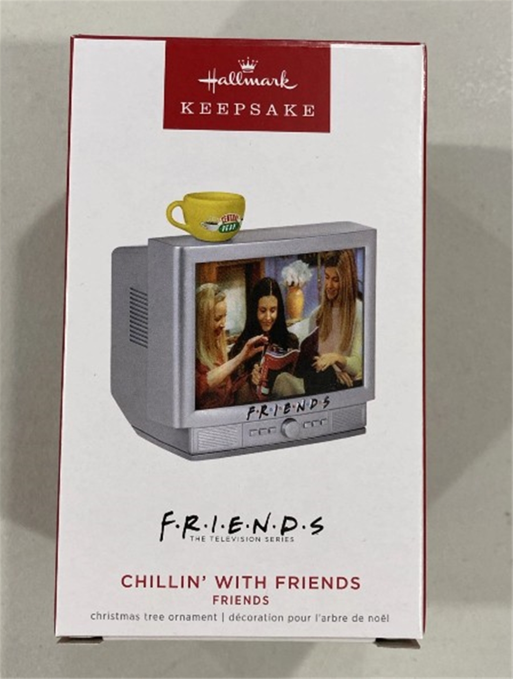 2022 Hallmark Chillin' with Friends Keepsake Ornament *NEW*