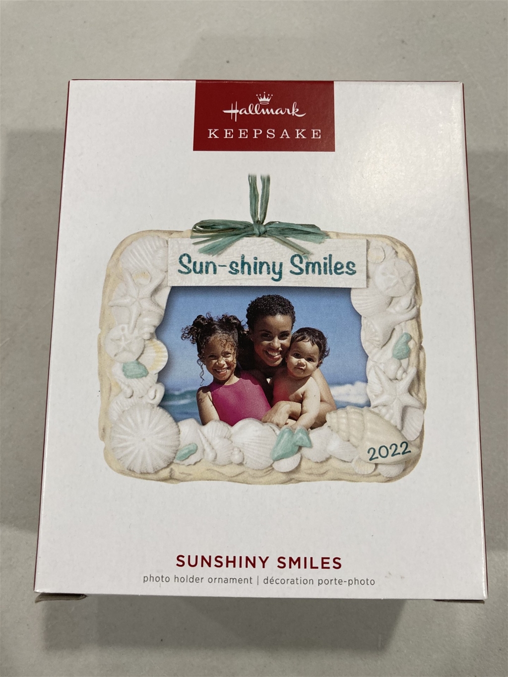 2022 Hallmark Sunshiny Smiles Keepsake Ornament *SALE*