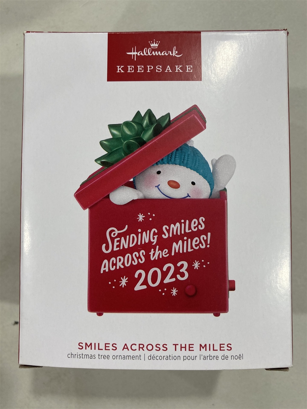 2023 Hallmark Smiles Across The Miles Magic Keepsake Ornament *SALE*