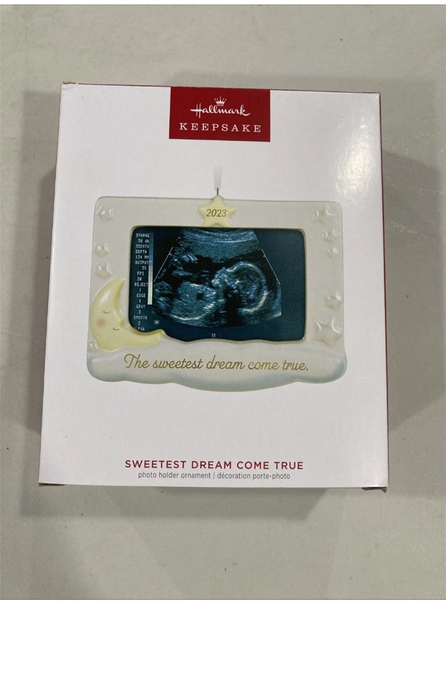 2023 Hallmark Sweetest Dream Come True Keepsake Photo Holder Ornament *NEW*
