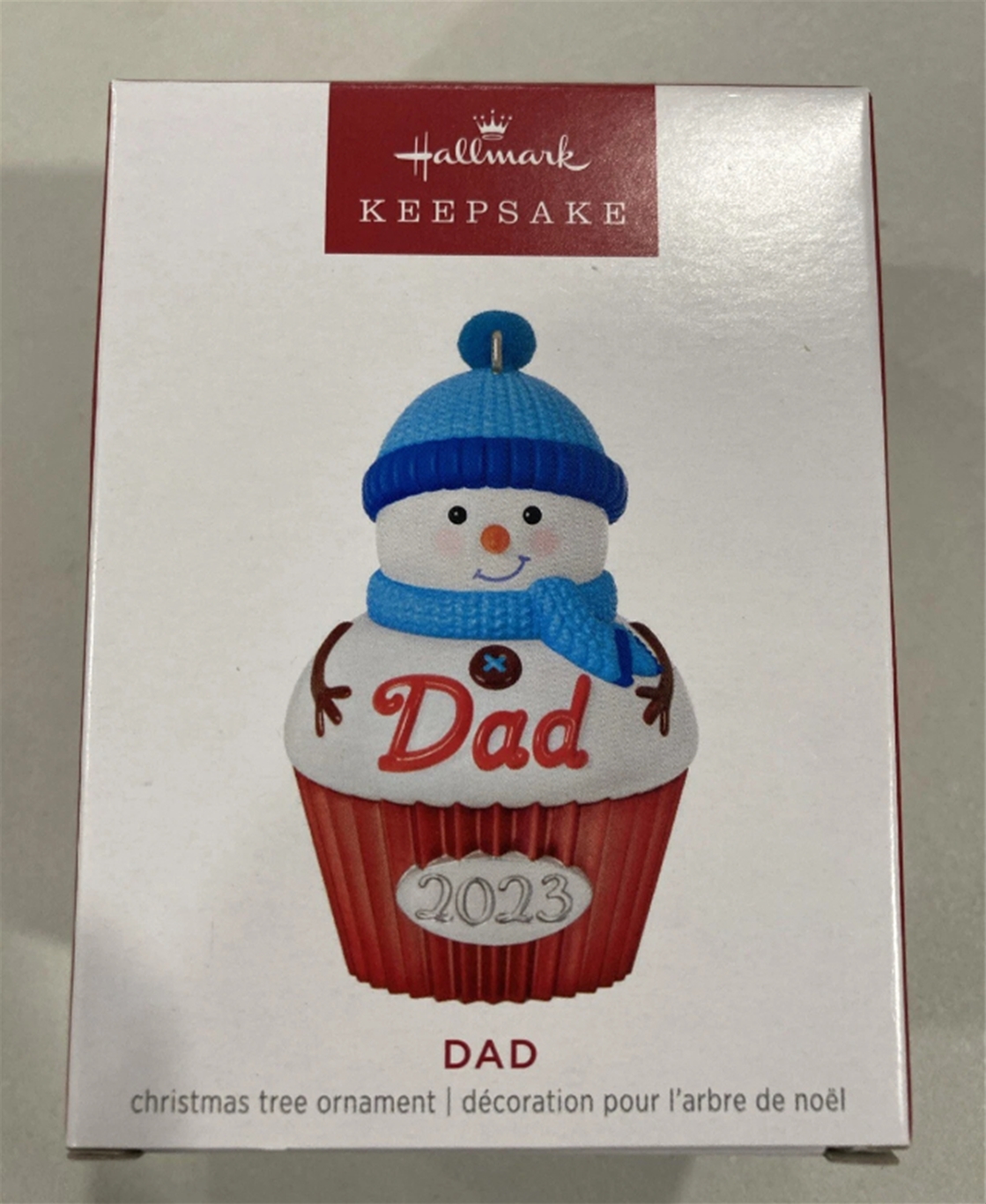 2023 Hallmark Dad Snowman Cupcake Keepsake Ornament *NEW*