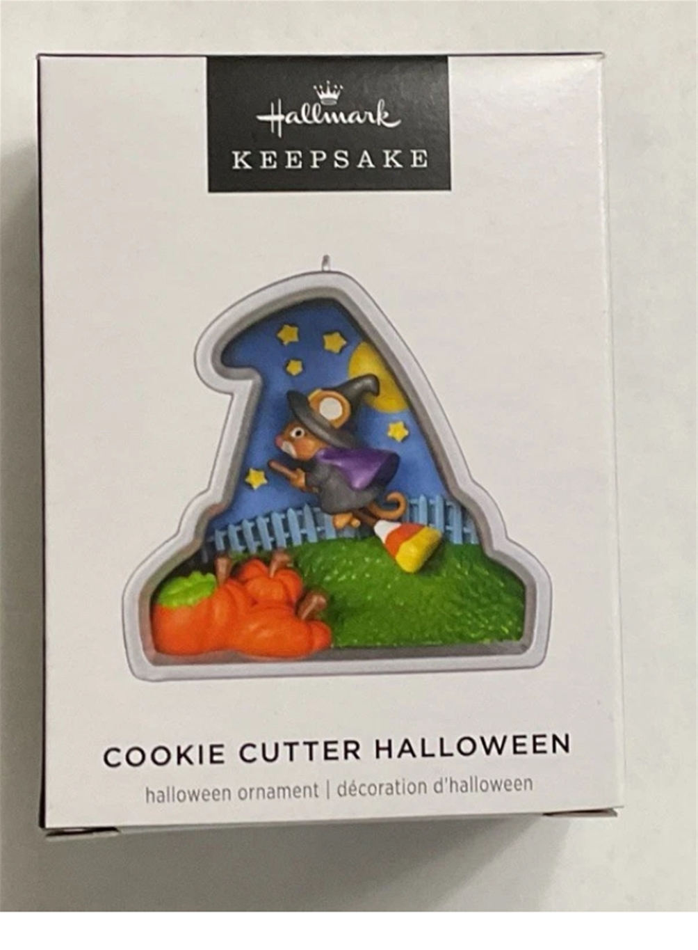 2024 Hallmark Cookie Cutter Halloween Keepsake Ornament *NEW*