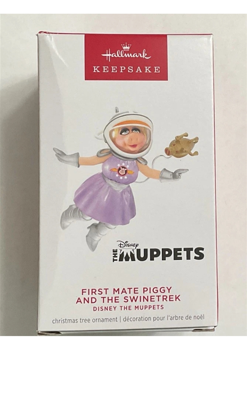 2024 Hallmark First Mate Miss Piggy and the Swinetrek Muppets Keepsake Ornament *NEW*