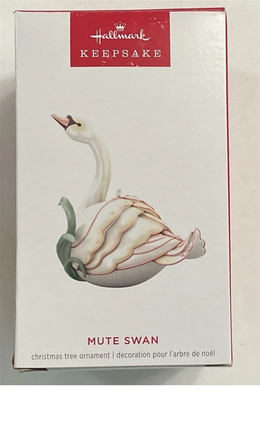 2024 Hallmark Mute Swan Keepsake Ornament *NEW*