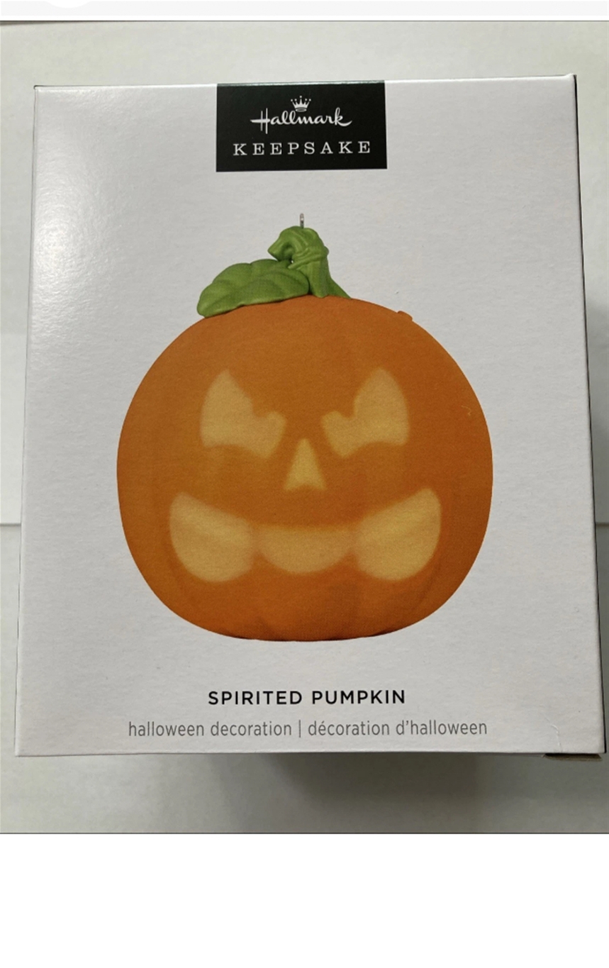 Hallmark Spirited Pumpkin Keepsake Halloween Ornament *NEW*
