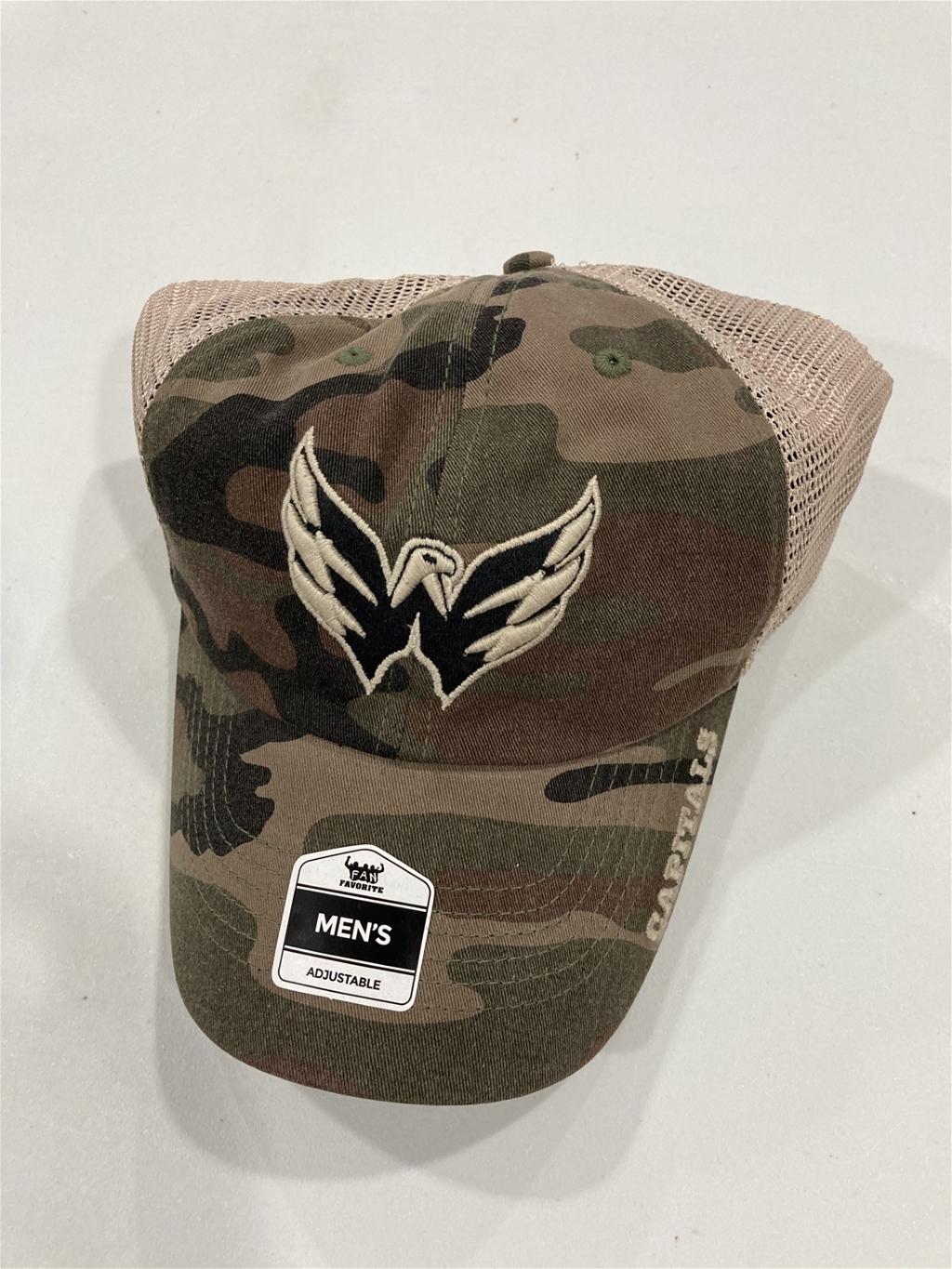 Washington Capitals NHL Camo Mass Conceal Clean Up Mesh Snapback Hat "NEW"