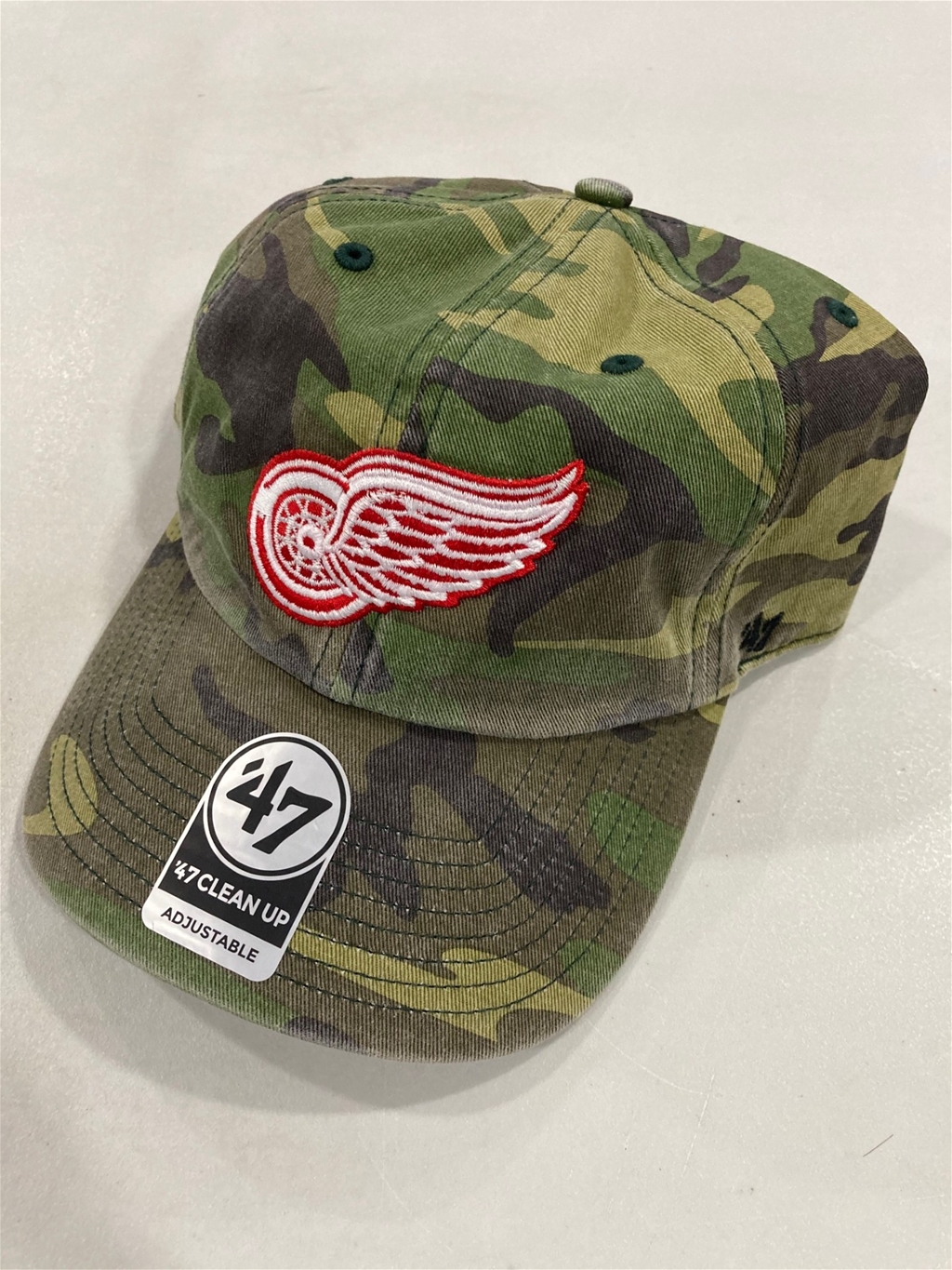 Detroit Red Wings NHL Camo Clean Up Adjustable Hat *NEW*